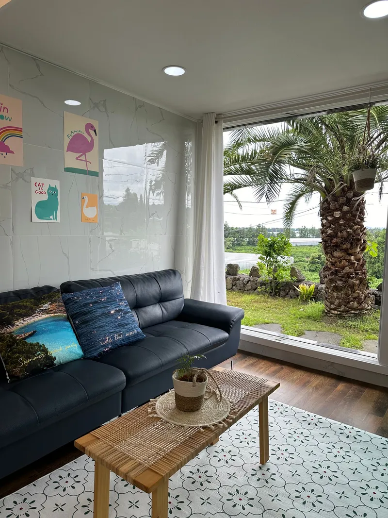 [Namwon, Seogwipo] Seogwipo Namwon Pyeoseon Sea 10 minutes Dog-friendly independent pool villa 53