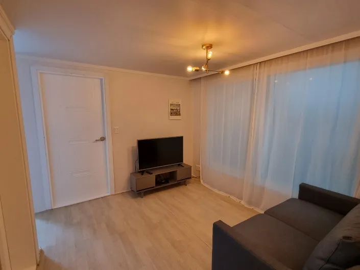 [Yongsan, Seoul] Fully-optioned three-room 24 (2 rooms, living room) 9