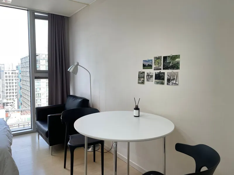 [Gangnam, Seoul] High-rise city view 30 seconds walk from Gangnam Station 6