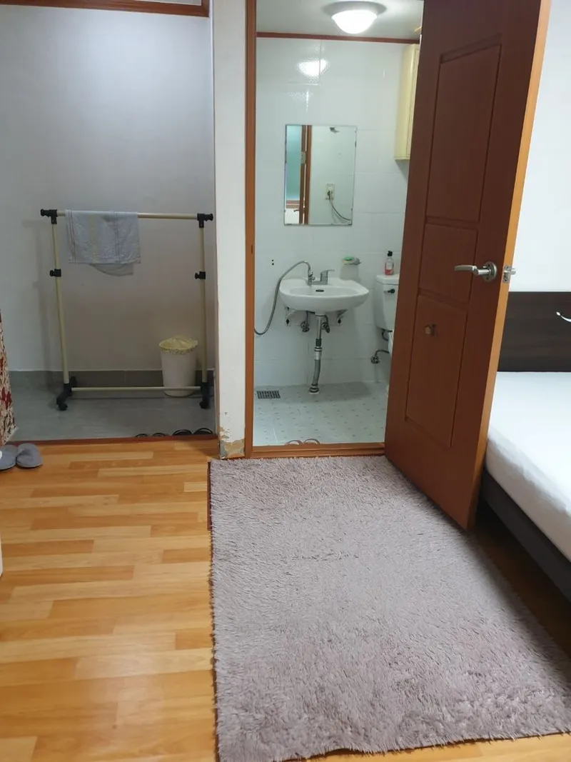[Suyeong, Busan] Ace 3rd floor, 3rd unit, one-room apartment, 4 minutes from Baesan Station 31
