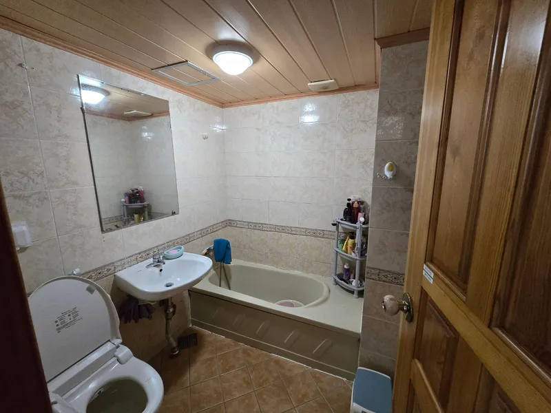 [Seongsan, Seogwipo][Seogwipo Shinsan] Accommodation with no utility bills and vehicle provided 200m from the beach 21