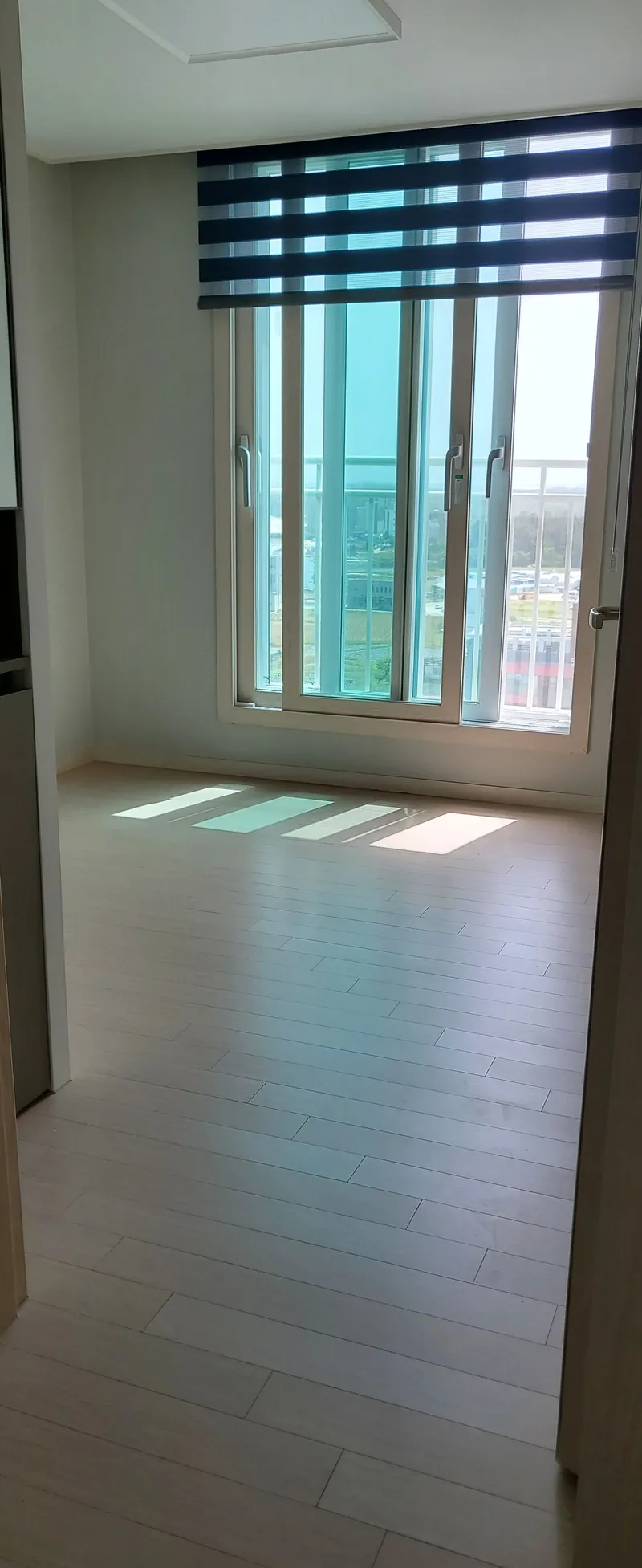 [Gangneung][Changhyedong in Gangneung] 3 minutes from Sacheonjin Beach, Gyeongpo Ocean View, Daegwallyeong Windmill View. 3 rooms, newly built, 12th floor, A 7