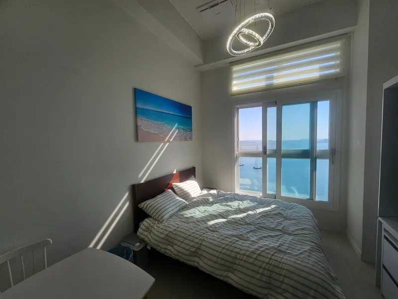 [Ansan] 28th floor officetel with ocean view bedroom on Banwol Island 34