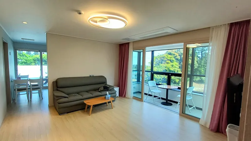 [Gujwa, Jeju] Jeju Shinsang Pension 201 with a beautiful garden and forest 3