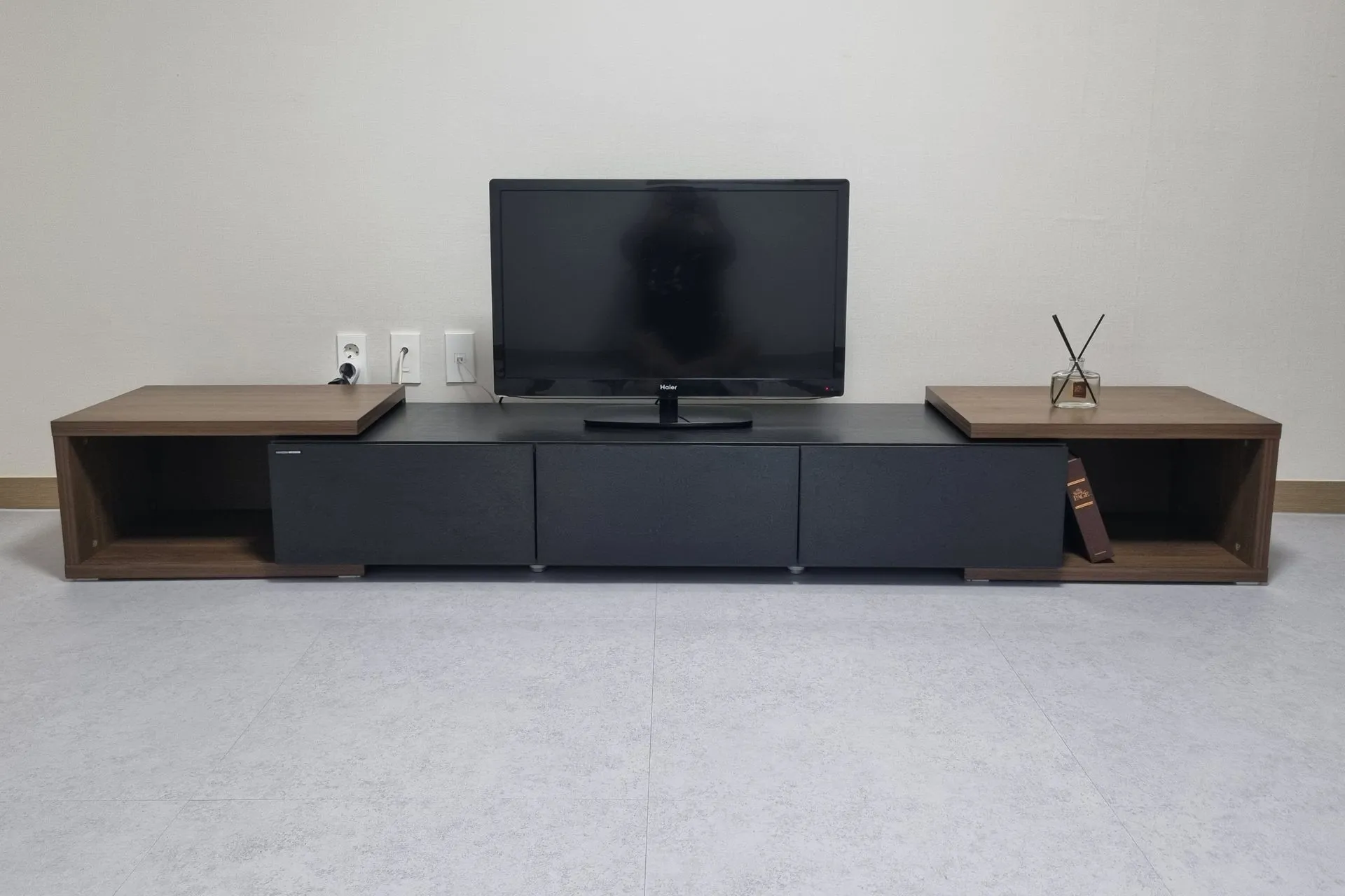 Ochang-eup Two-Bedroom House