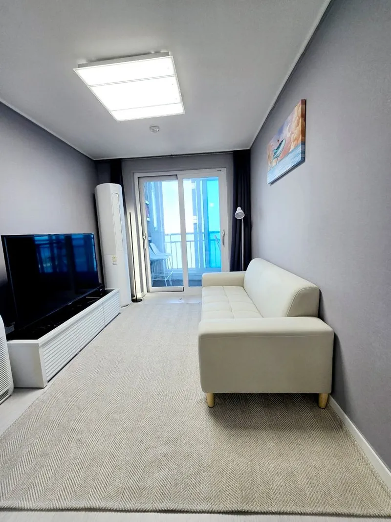 [Ulju, Ulsan] Jinha Beach Ocean View Two-room Apartment 1 minute walk from the beach 6