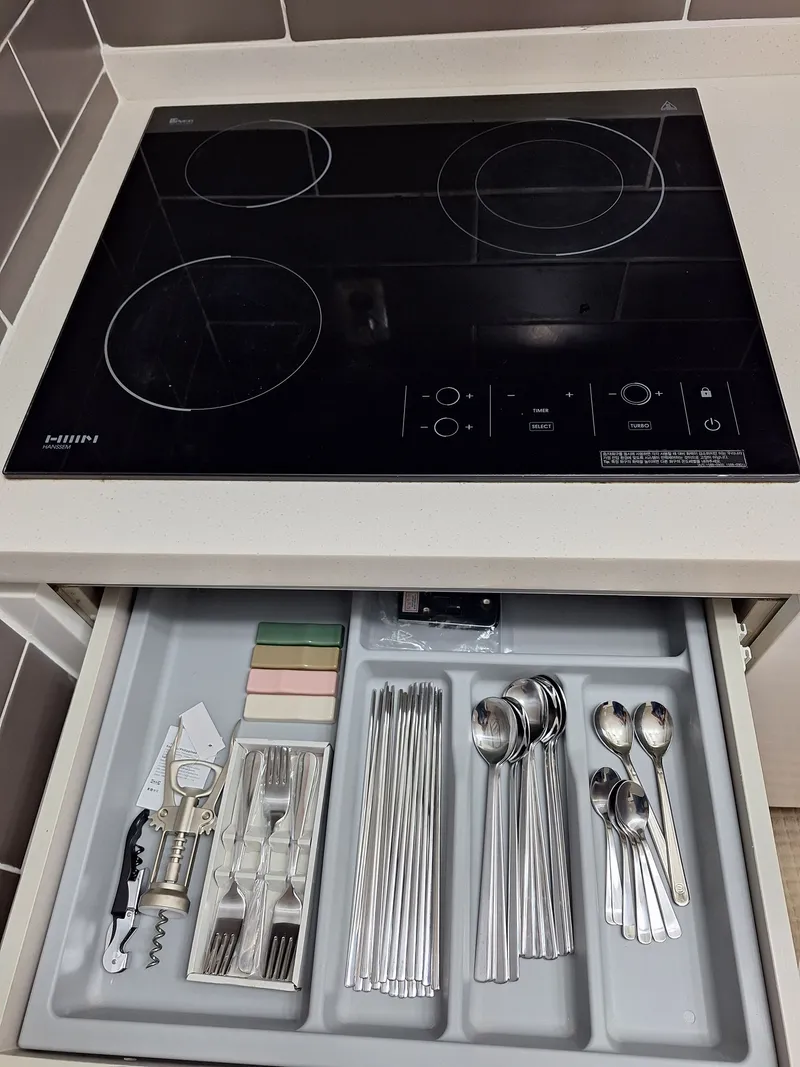 [Namwon, Seogwipo] 32 pyeong 3-room apartment in Shinsang Namwon near Soesogak Beach 34