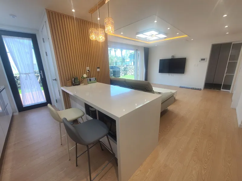 [Namwon, Seogwipo] D4 120 pyeong land, 43 pyeong duplex, single-family house newly opened 25