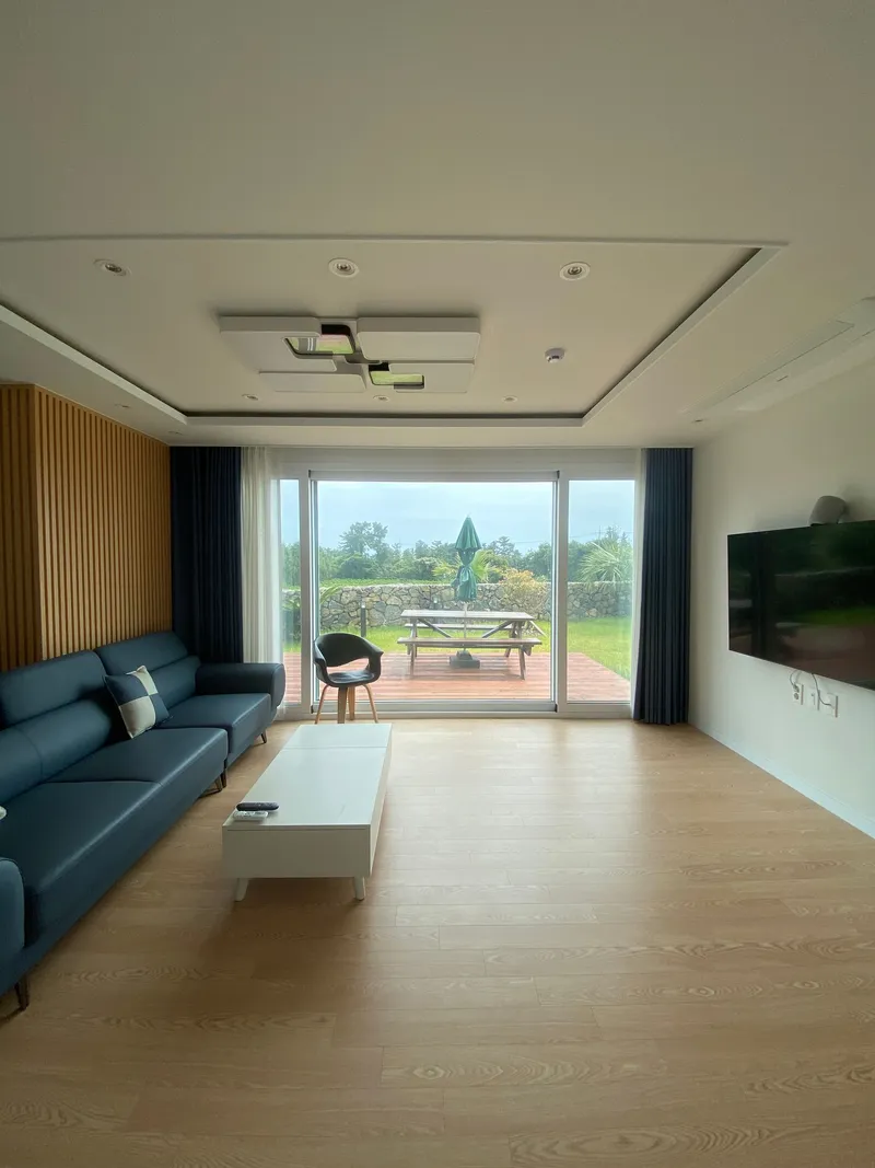 [Namwon, Seogwipo] D4 120 pyeong land, 43 pyeong duplex, single-family house newly opened 5