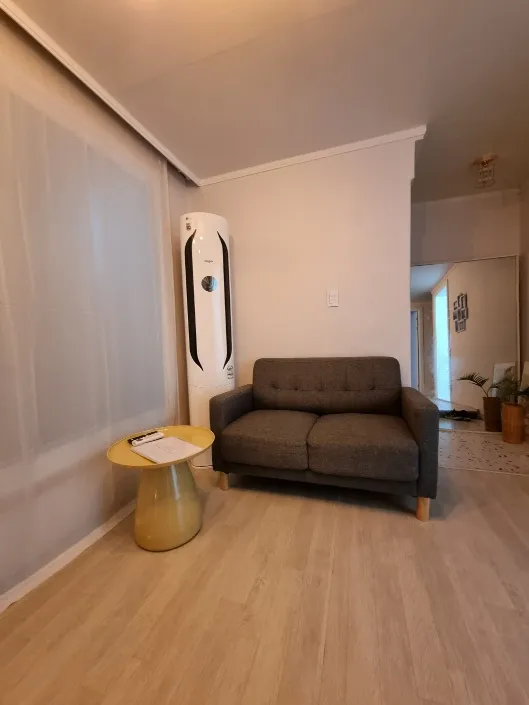 [Yongsan, Seoul] Fully-optioned three-room 24 (2 rooms, living room) 10