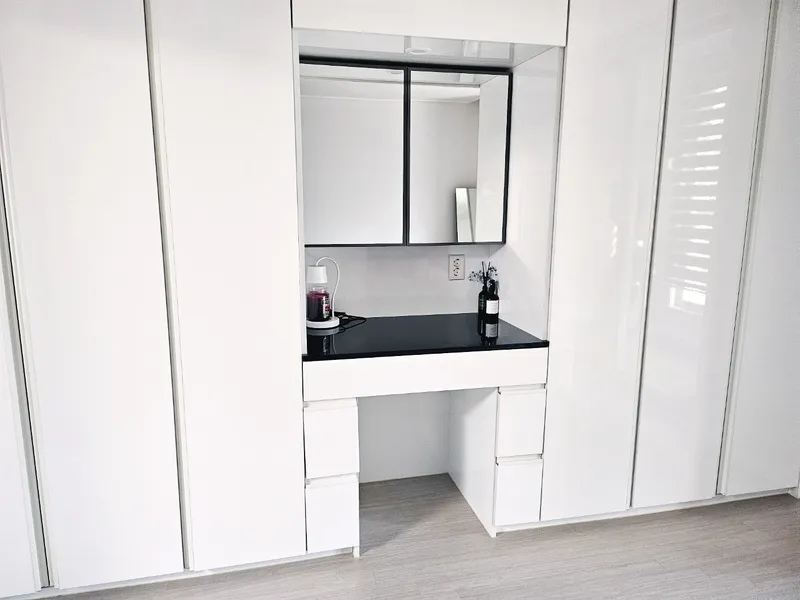 [Sejong] Business trip. Spacious and separate space. Work desk. Netflix. Free parking. Full option 6