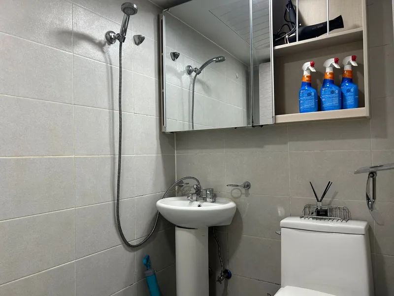 [Dongdaemun, Seoul] 10 minutes from Foreign Language University Station, three-room 13