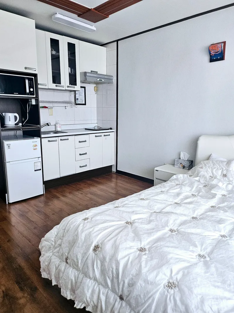 [Yongdam 3-dong, Jeju] Pension 202 near the sea next to the airport 14