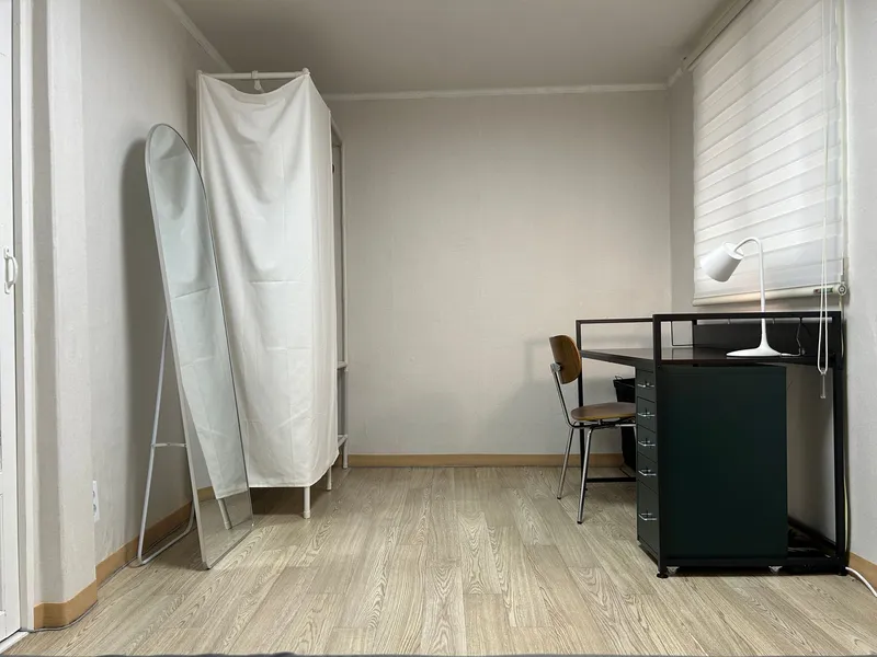 [Mapo, Seoul] 7 minutes from Ewha Womans University & Ahyeon Station Two-room 9