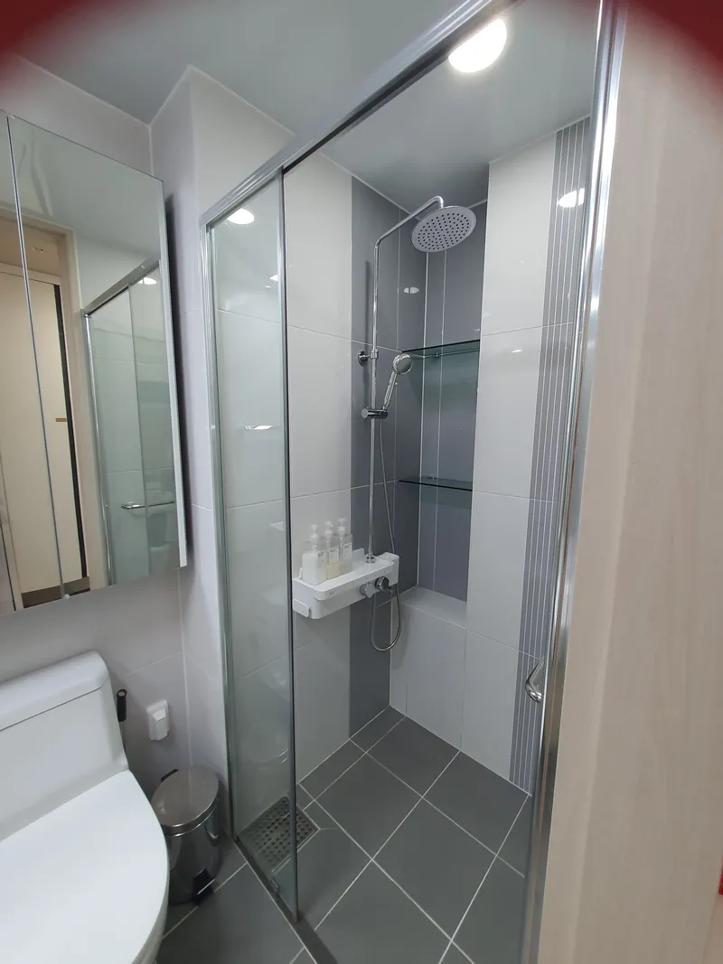 [Yeongjong, Incheon] Cool view / Peaceful ocean view. Close to airport (15 minutes away). Washer & dryer. 34