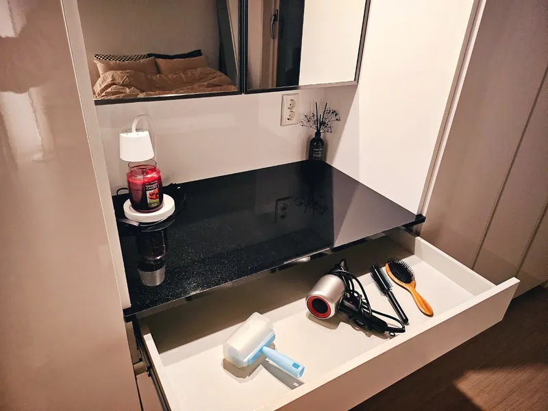 [Sejong] Business trip. Spacious and separate space. Work desk. Netflix. Free parking. Full option 7