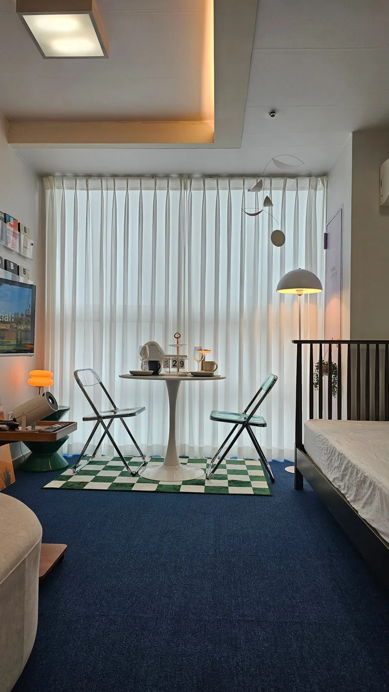 [Jongno, Seoul] Dongmyo Double Station Area, Great Transportation, Studio Officetel 2, Mid-Century 9