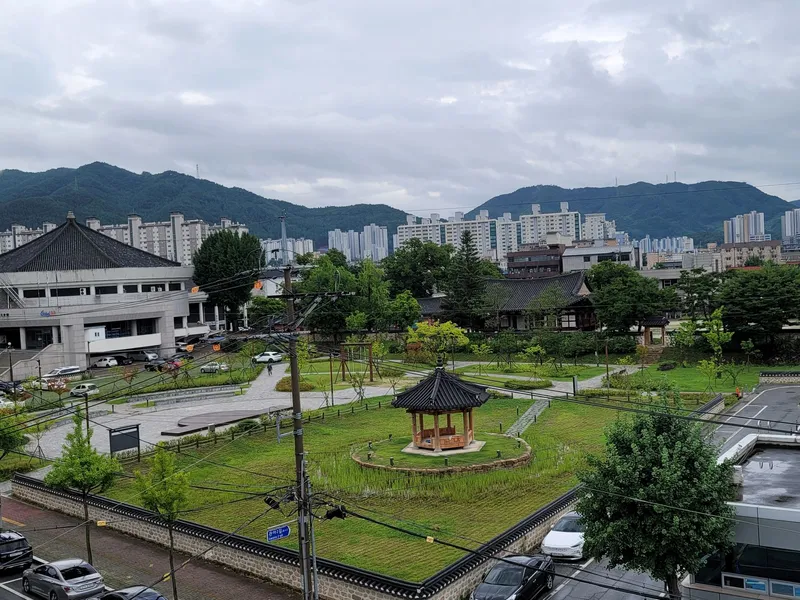 [충북 충주] 시내 공원뷰 인프라도보 즐기기#애견동반가능 8
