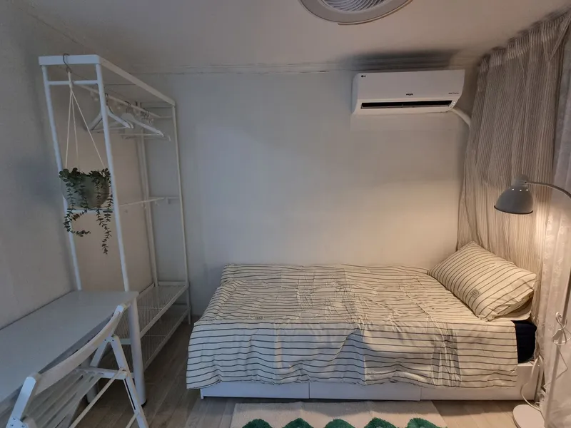 [Bucheon] White modern interior, 3 minutes walk from Bucheon Station 2