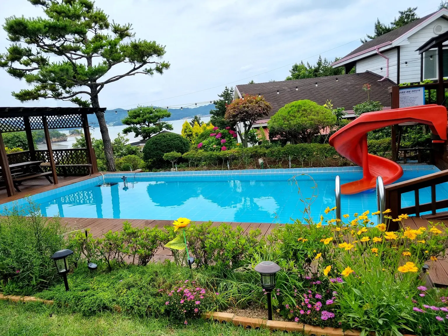 忠南西山 西海のすぐ前のオーシャンビュー13坪ペンション - main image