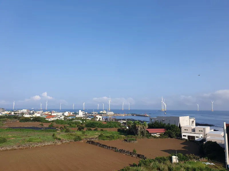 [Hallim, Jeju] (Aewol/Hanlim) The sea is a 5-minute walk away #OceanView #FieldWallView #4thFloorTwoRoomApartment #FootPedestrian~ 60