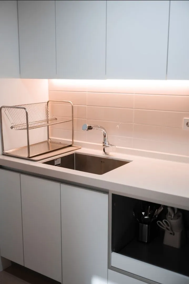 [Gangnam, Seoul] 2 queen-size beds in front of Seolleung Park in Samseong-dong 28