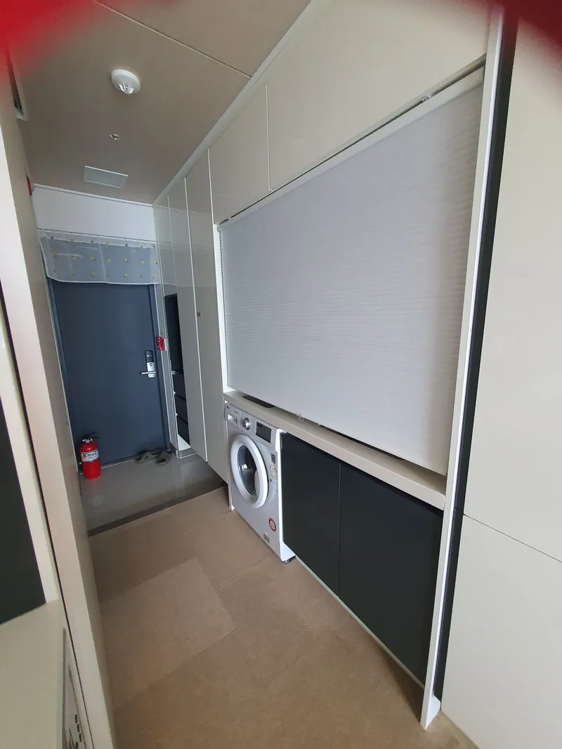[Yeongjong, Incheon] Cool view / Peaceful ocean view. Close to airport (15 minutes away). Washer & dryer. 38