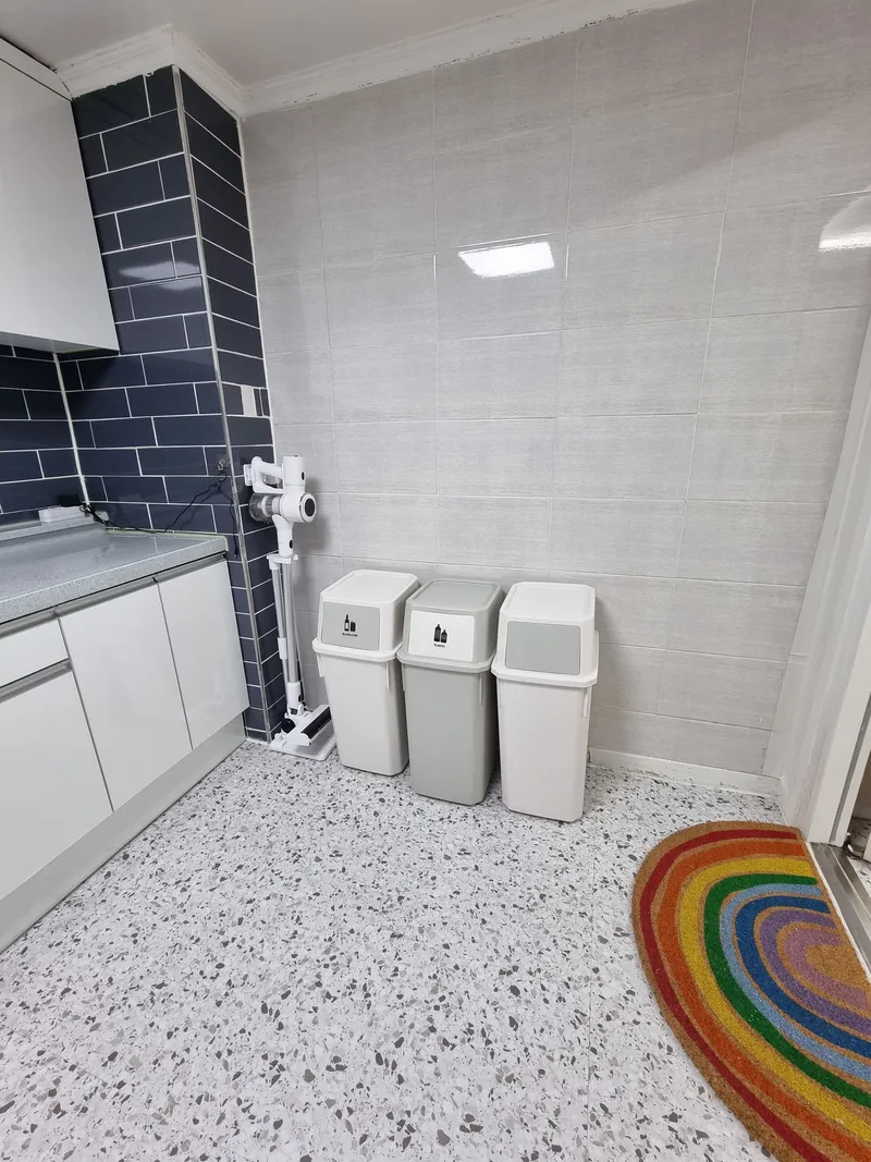 [Bucheon] White modern interior, 3 minutes walk from Bucheon Station 15