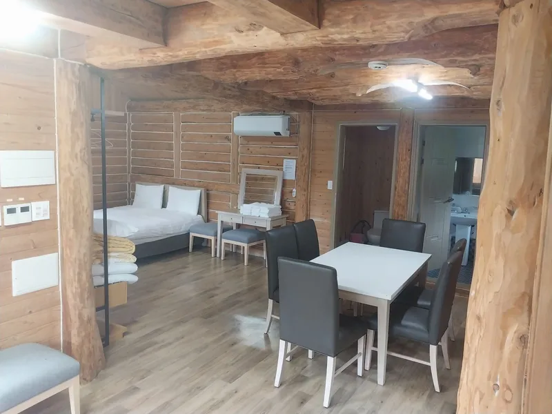 [Pyoseon, Seogwipo] Seogwipo Pyoseon Log House D 2