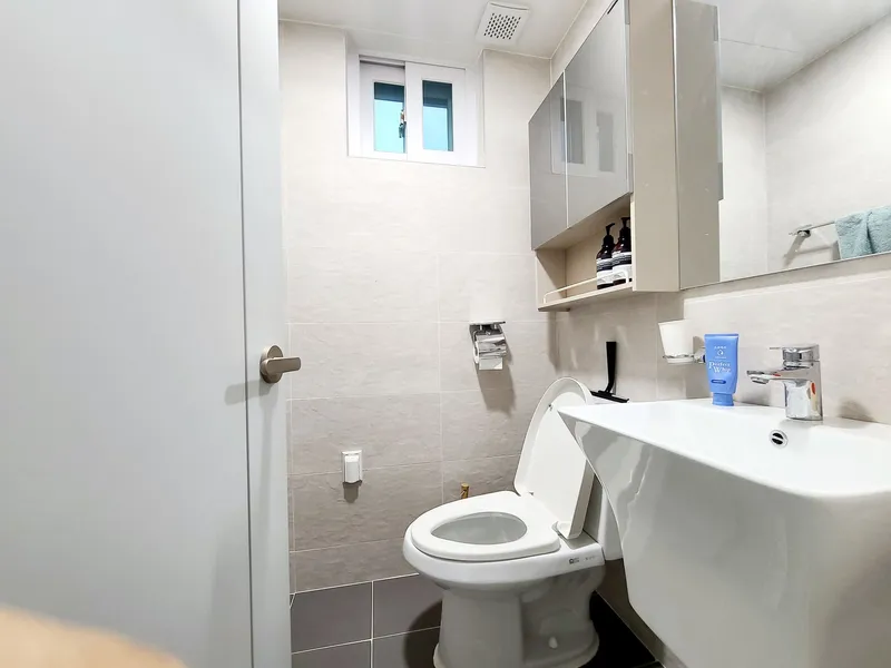 [Suwon] Paldasan view, newly built owner's unit, terrace, private, high-speed internet 7