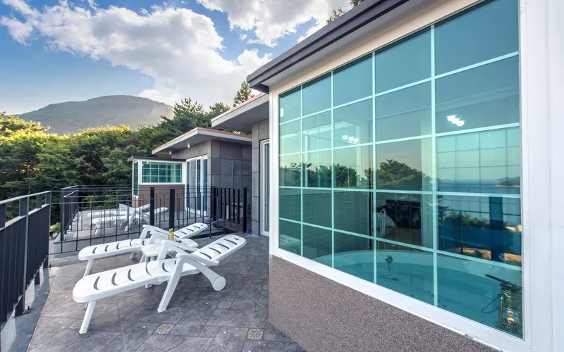 [Geoje] #Moonlight, a Geoje Island ocean view, with a private terrace and spacious garden 9