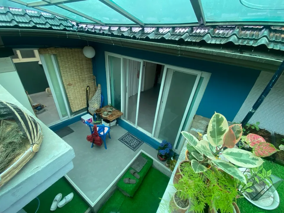 Nuha-dong Two-Bedroom House