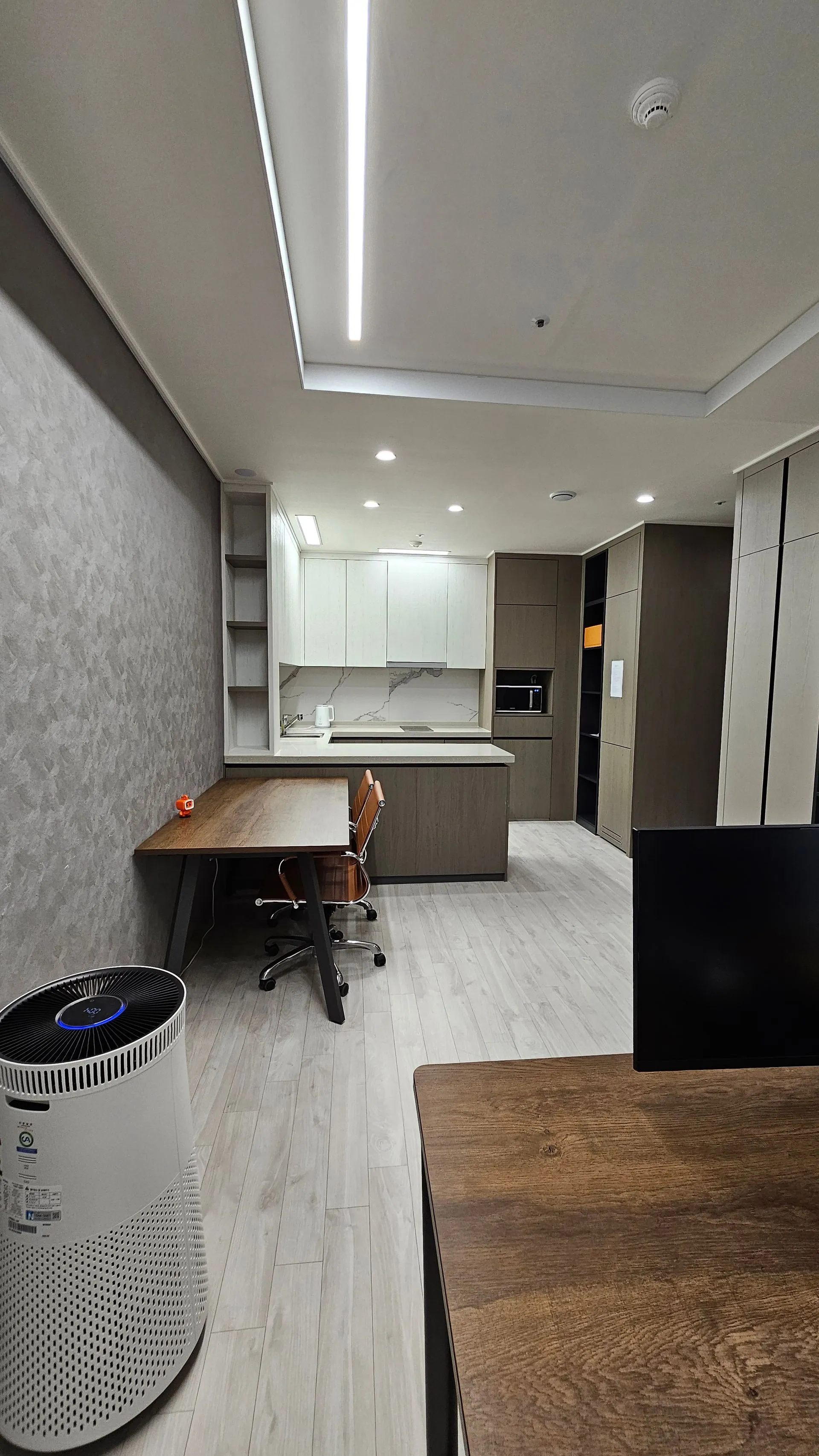 Sungin-dong Transit-Friendly One-Bedroom