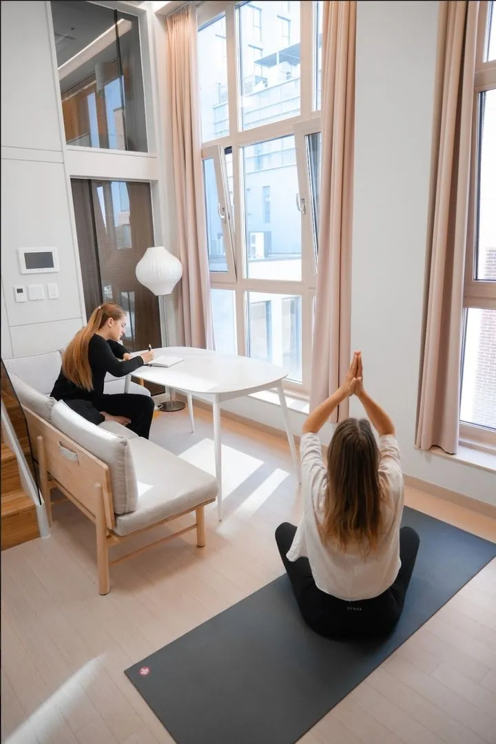 [Gangnam, Seoul] 2 queen-size beds in front of Seolleung Park in Samseong-dong 15