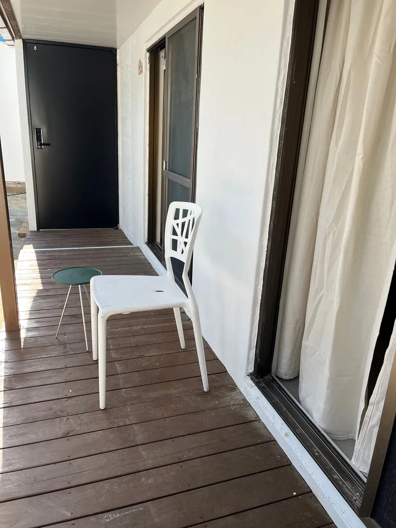 [Andeok, Seogwipo] Andeok-myeon Hwasun-ri Bookstore What Stay 2 33