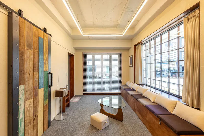 [Gangneung] 1 minute walk from Yeongjin Beach, emotional private house, lawn yard, jacuzzi 6