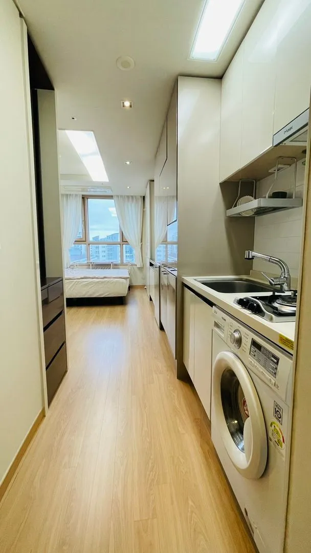 [Yeongdeungpo, Seoul] 1 minute from Dangsan Station, Han River, Namsan Tower view, high-rise, fully-optioned double room 14