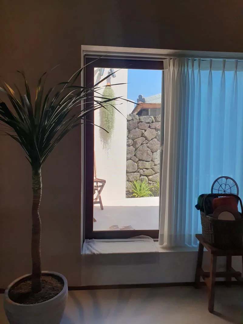 [Hallim, Jeju] Aewol, Gwakji, Gwidok coastal road village cozy jacuzzi yard independent accommodation 21