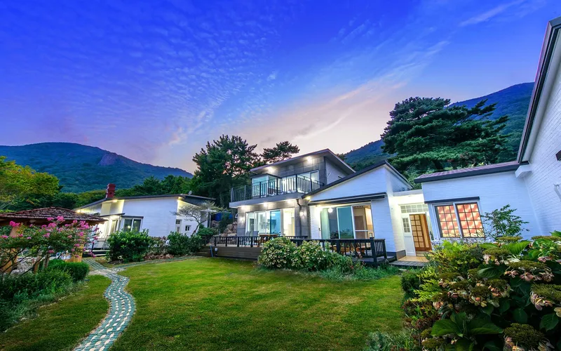 [Geoje] #Moonlight, a Geoje Island ocean view, with a private terrace and spacious garden 12