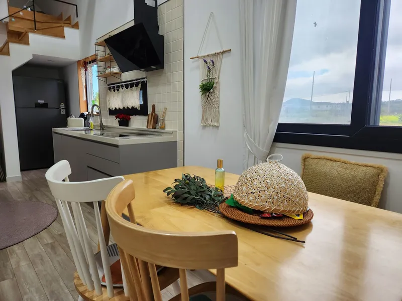 [Gujwa, Jeju] Duplex Separated One Room Field View #Far Sea View A 82