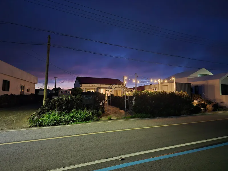 [Seongsan, Seogwipo][Seogwipo Shinsan] Accommodation with no utility bills and vehicle provided 200m from the beach 27