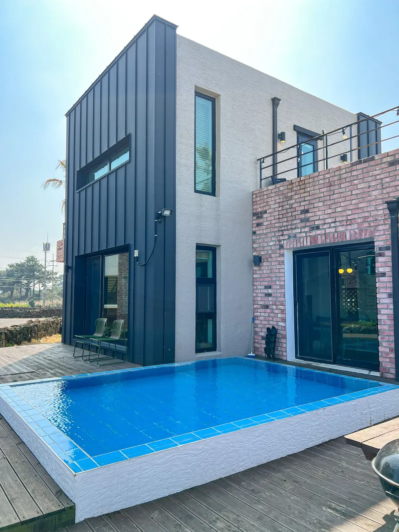 [제주 구좌] (특별할인)바다 전망 독채풀빌라 방3 화장실2 깔끔 22