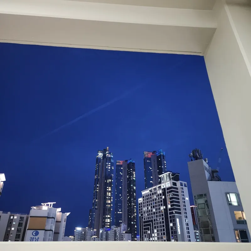 [Haeundae, Busan] Unique and clean duplex resort-style open terrace officetel 11