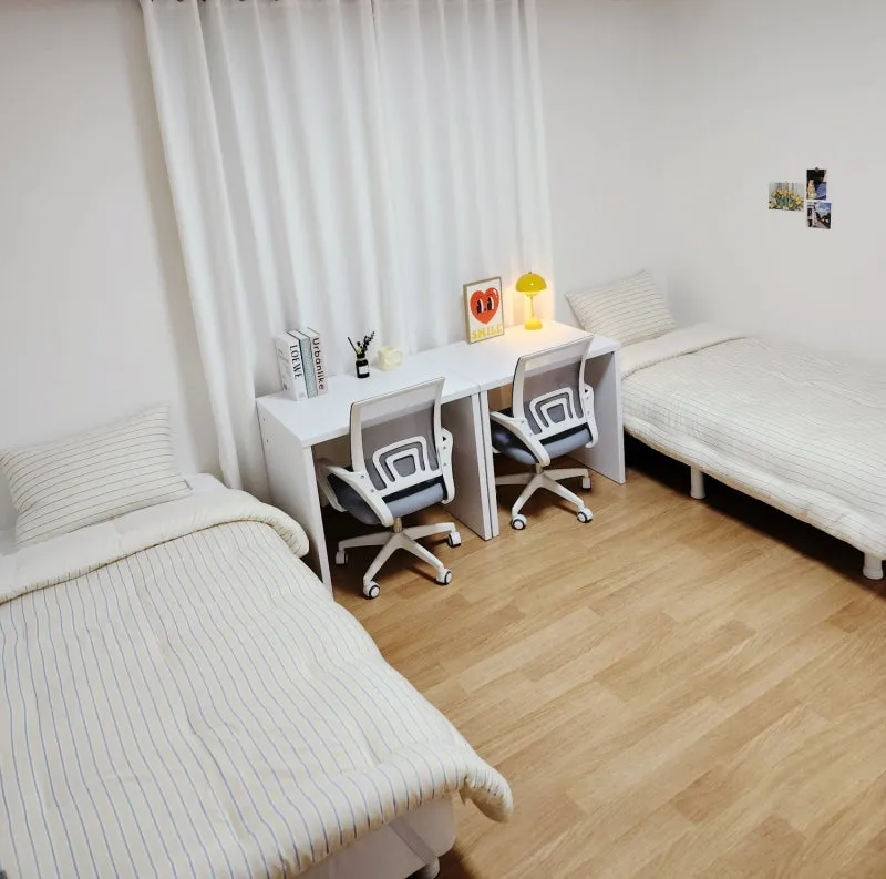 [충북 청주] 복대동 남향 넓은 3룸 싱글베드5개 충북대 근처 8