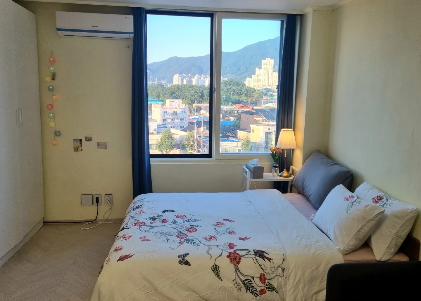 Seongnae-dong Transit-Friendly Studio