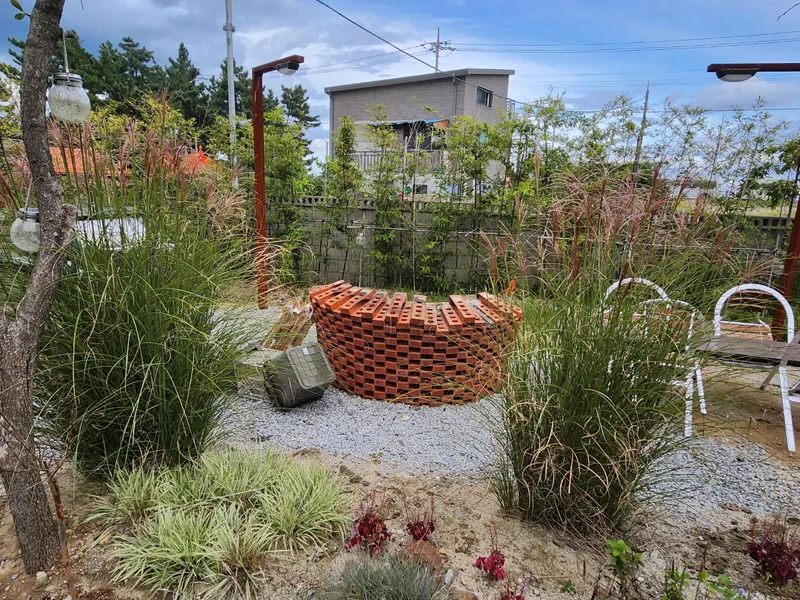 [Gangneung] 1 minute walk from Yeongjin Beach, emotional private house, lawn yard, jacuzzi 30