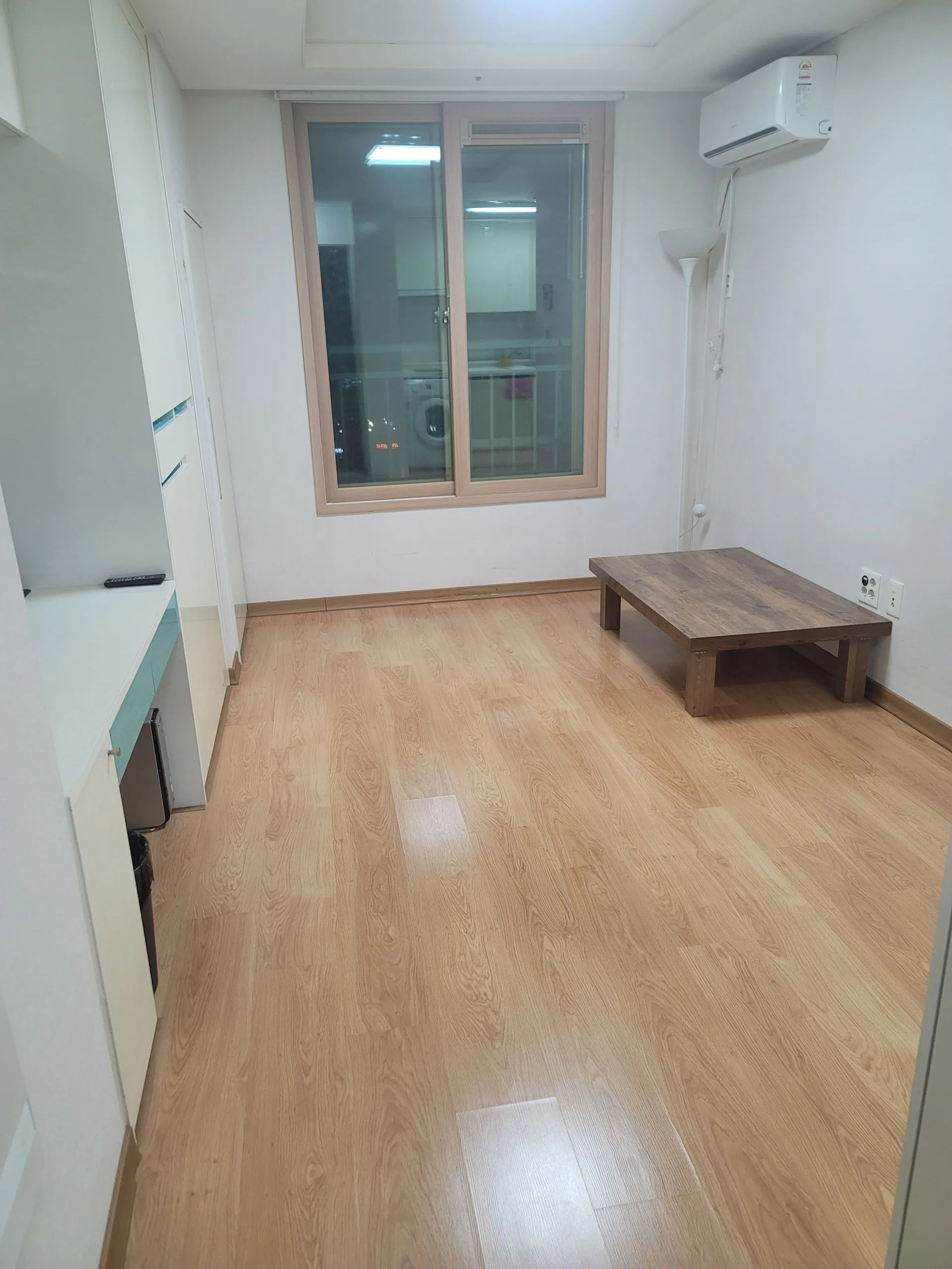 Bongmyeong-dong Transit-Friendly One-Bedroom Apartment