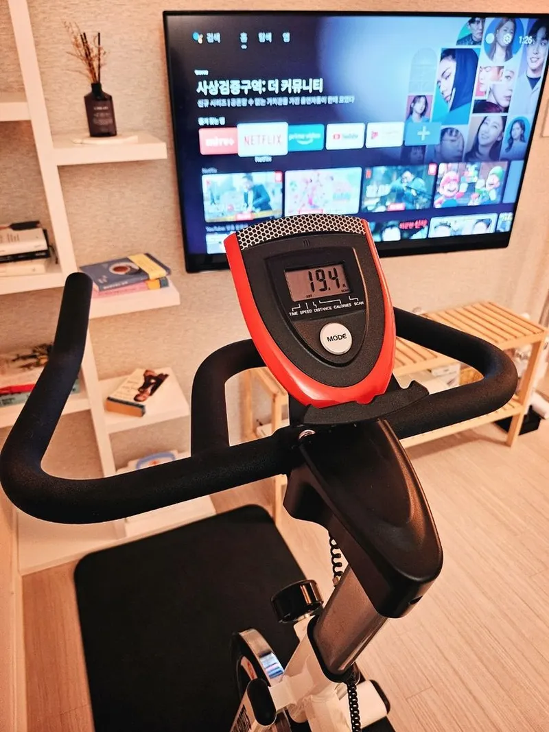 [Sejong] Business trip. Spacious and separate space. Work desk. Netflix. Free parking. Full option 5