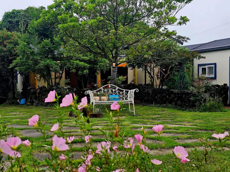 [Namwon, Seogwipo] Emotional accommodation #Independent house #3 min walk to the beach #Large garden #Jacuzzi #Barbecue in jar #Sesko 49