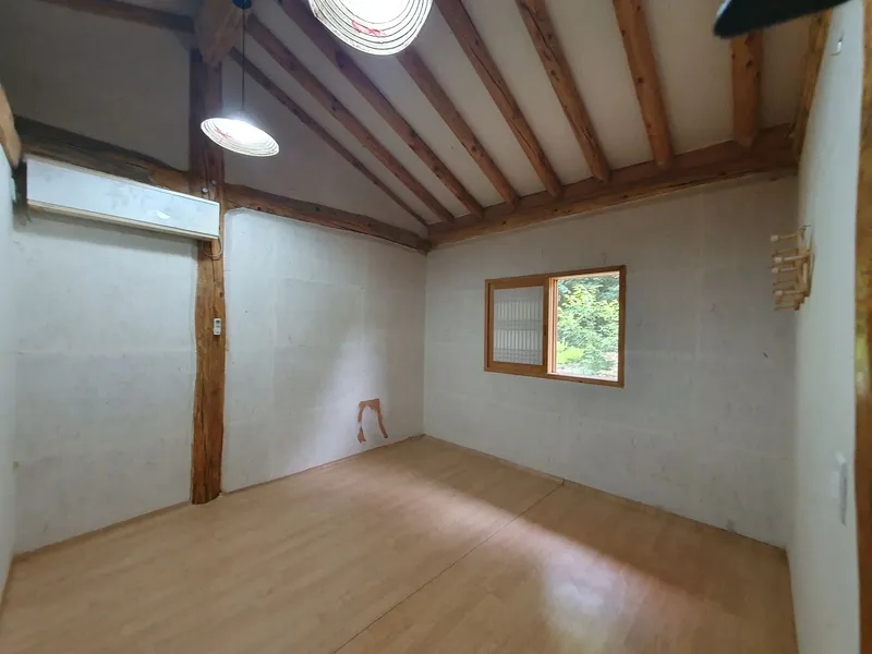 [Ulju, Ulsan] Country House, Yellow Clay Room / Sarangchae 5